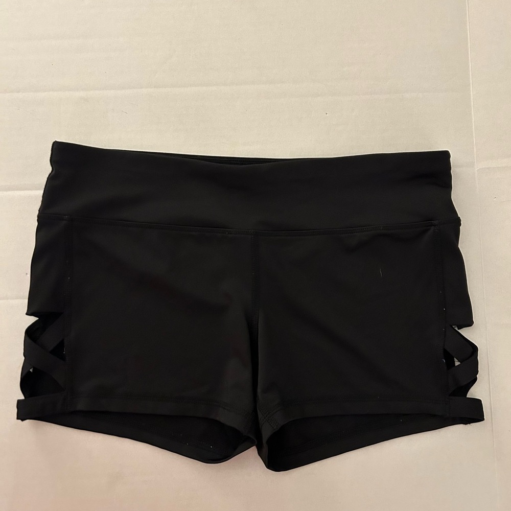 Material Girl Active Black Jr. shorts size large. - Picture 3 of 7